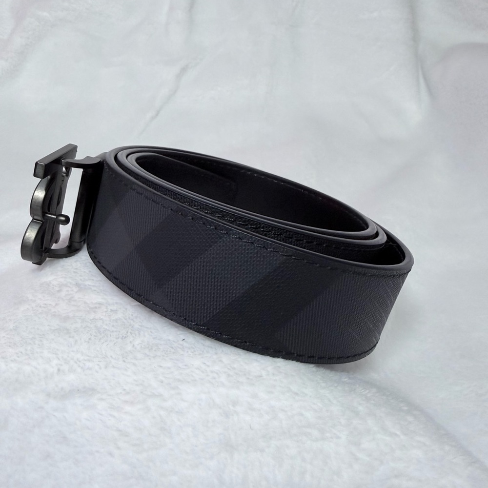 👨🏻Burberry Black Leather Belt reversible size 40/100 - Picture 3 of 8